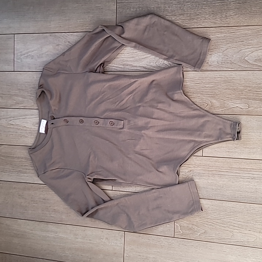 Pink Lily brown bodysuit with button details size medium